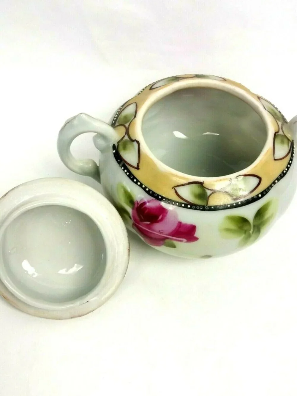 Japan Moriage Sugar Bowl lid Porcelain Double Handle Floral READ Flaw